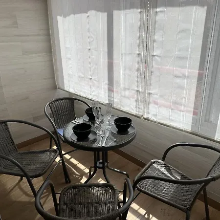 Monserrate F Apartment *